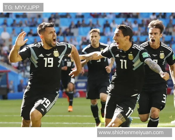 阿根廷16号在世界杯小组赛中对阵冰岛的精彩赛事回顾与分析 阿根廷16号在世界杯小组赛中对阵冰岛的精彩赛事回顾与分析